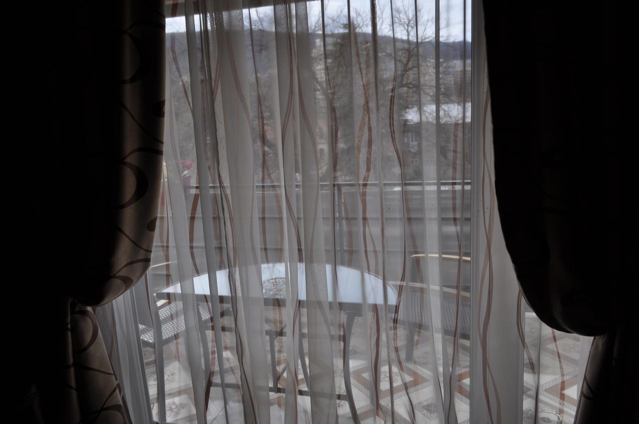 Hotel Your Comfort Тбілісі Екстер'єр фото